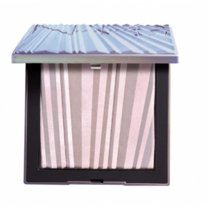 Aura Illuminating Face & Body Powder product image